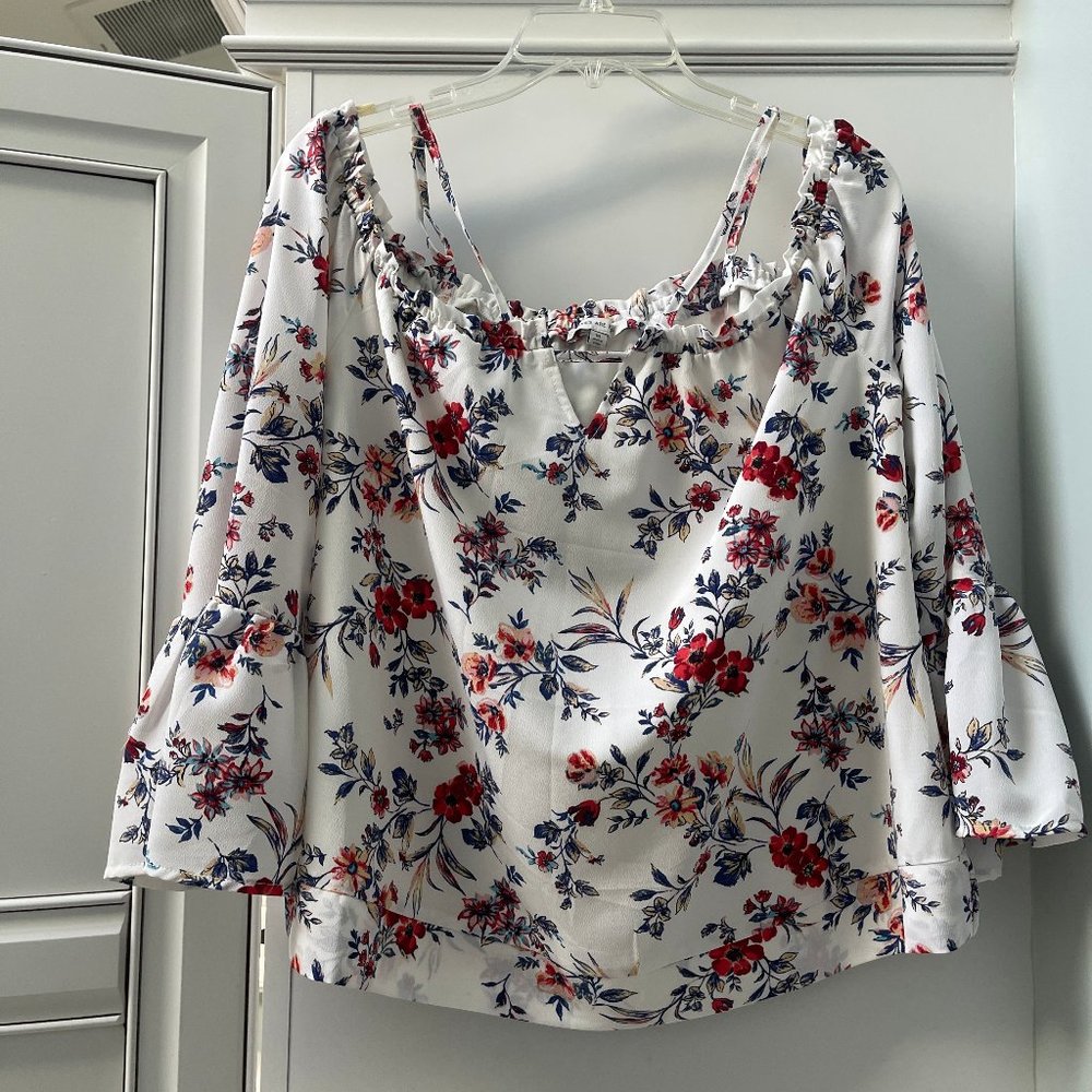 SKIES ARE BLUE Tarie Cold Shoulder Bell Sleeve Blouse, Size Medium